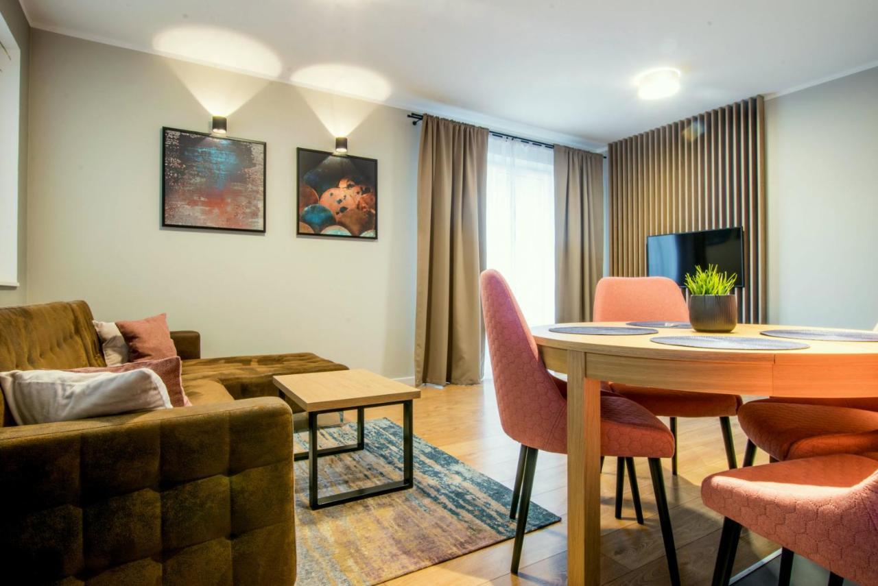 W&K Apartments - Blue Suite - Faktura Vat, Parking كوزتسالين المظهر الخارجي الصورة