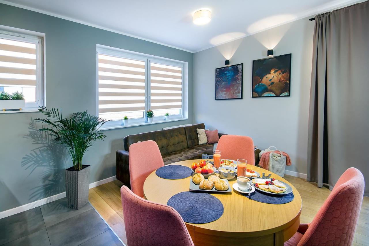 W&K Apartments - Blue Suite - Faktura Vat, Parking كوزتسالين المظهر الخارجي الصورة