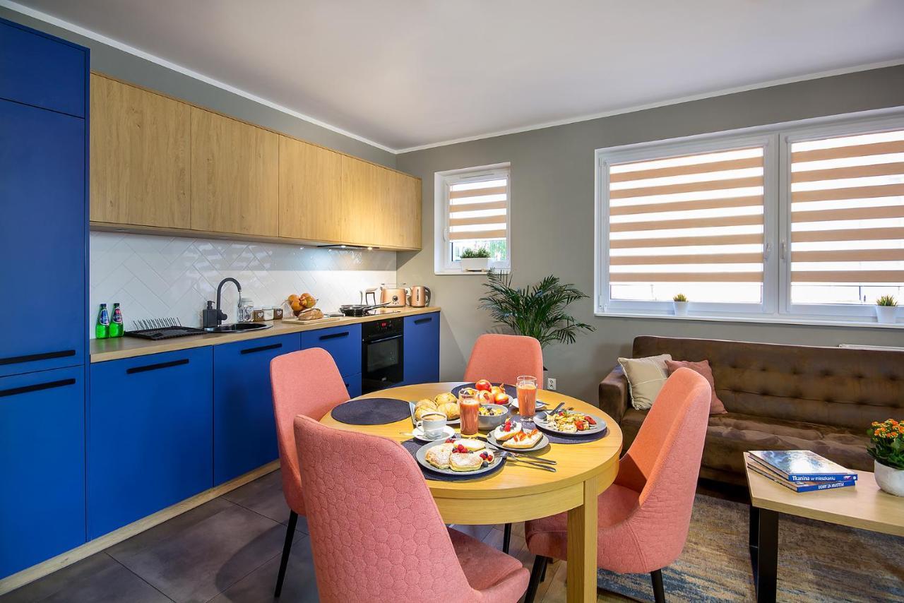 W&K Apartments - Blue Suite - Faktura Vat, Parking كوزتسالين المظهر الخارجي الصورة