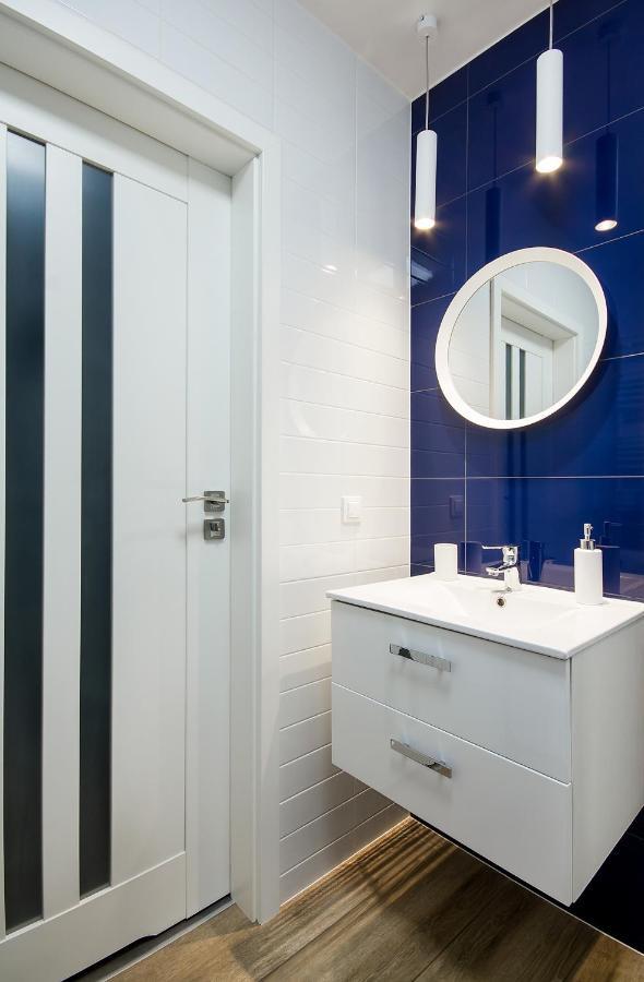 W&K Apartments - Blue Suite - Faktura Vat, Parking كوزتسالين المظهر الخارجي الصورة