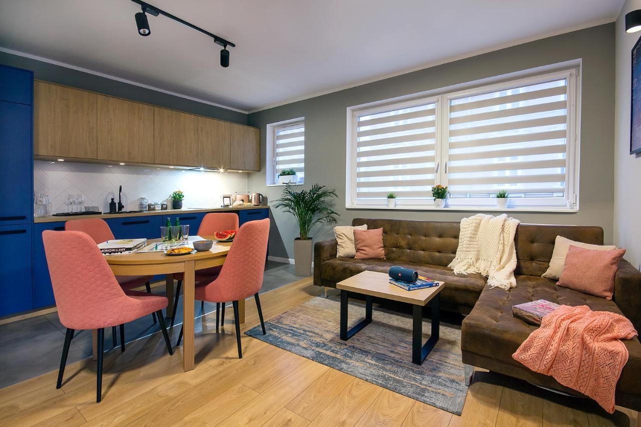 W&K Apartments - Blue Suite - Faktura Vat, Parking كوزتسالين المظهر الخارجي الصورة