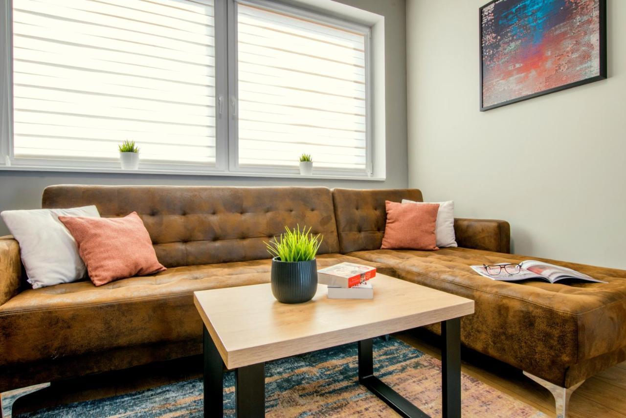 W&K Apartments - Blue Suite - Faktura Vat, Parking كوزتسالين المظهر الخارجي الصورة